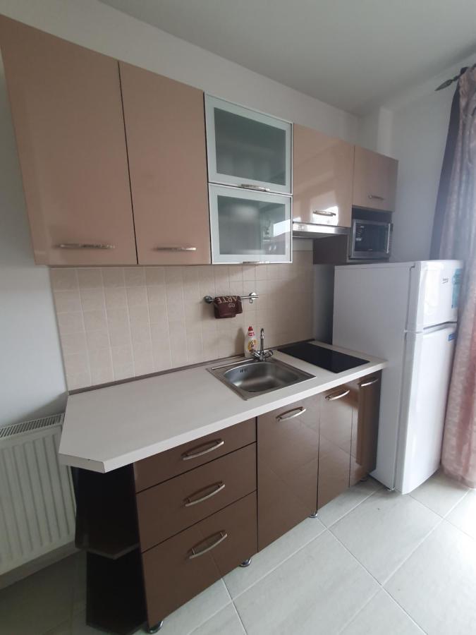 Krisi Apartman ไฮจ์ดุสโซบอสโล ภายนอก รูปภาพ